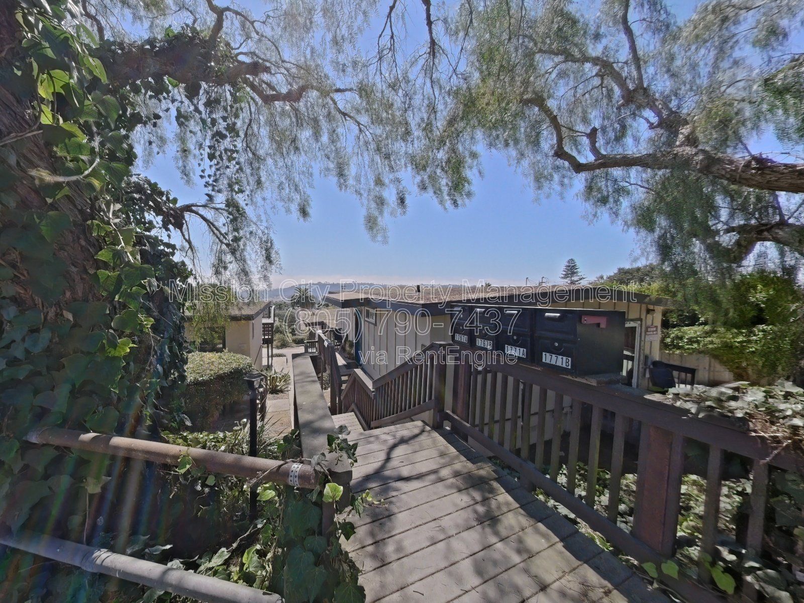 Stunning Lower 3-Bedroom Riviera Unit with Panoramic Deck Views and Modern Upgrades property image