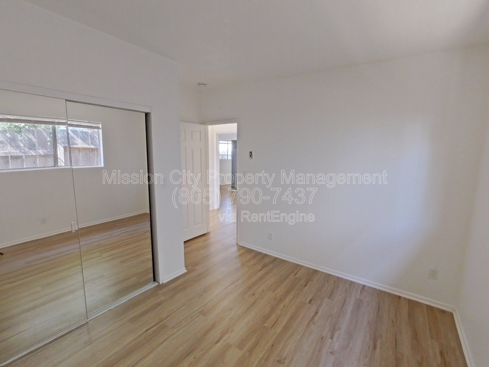 Stunning Lower 3-Bedroom Riviera Unit with Panoramic Deck Views and Modern Upgrades property image
