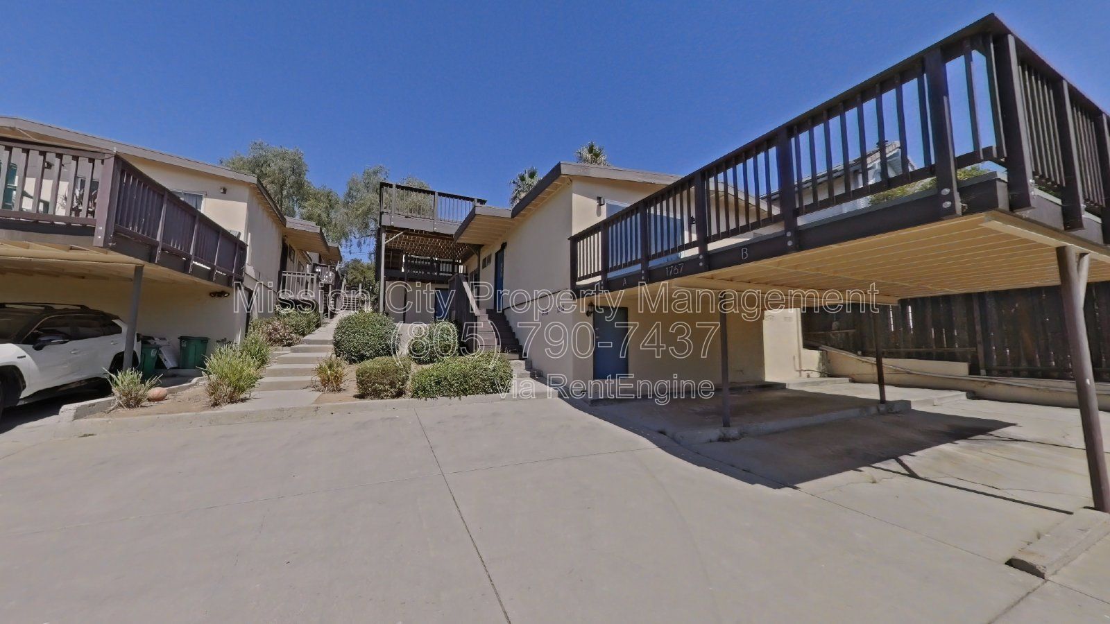 Stunning Lower 3-Bedroom Riviera Unit with Panoramic Deck Views and Modern Upgrades property image