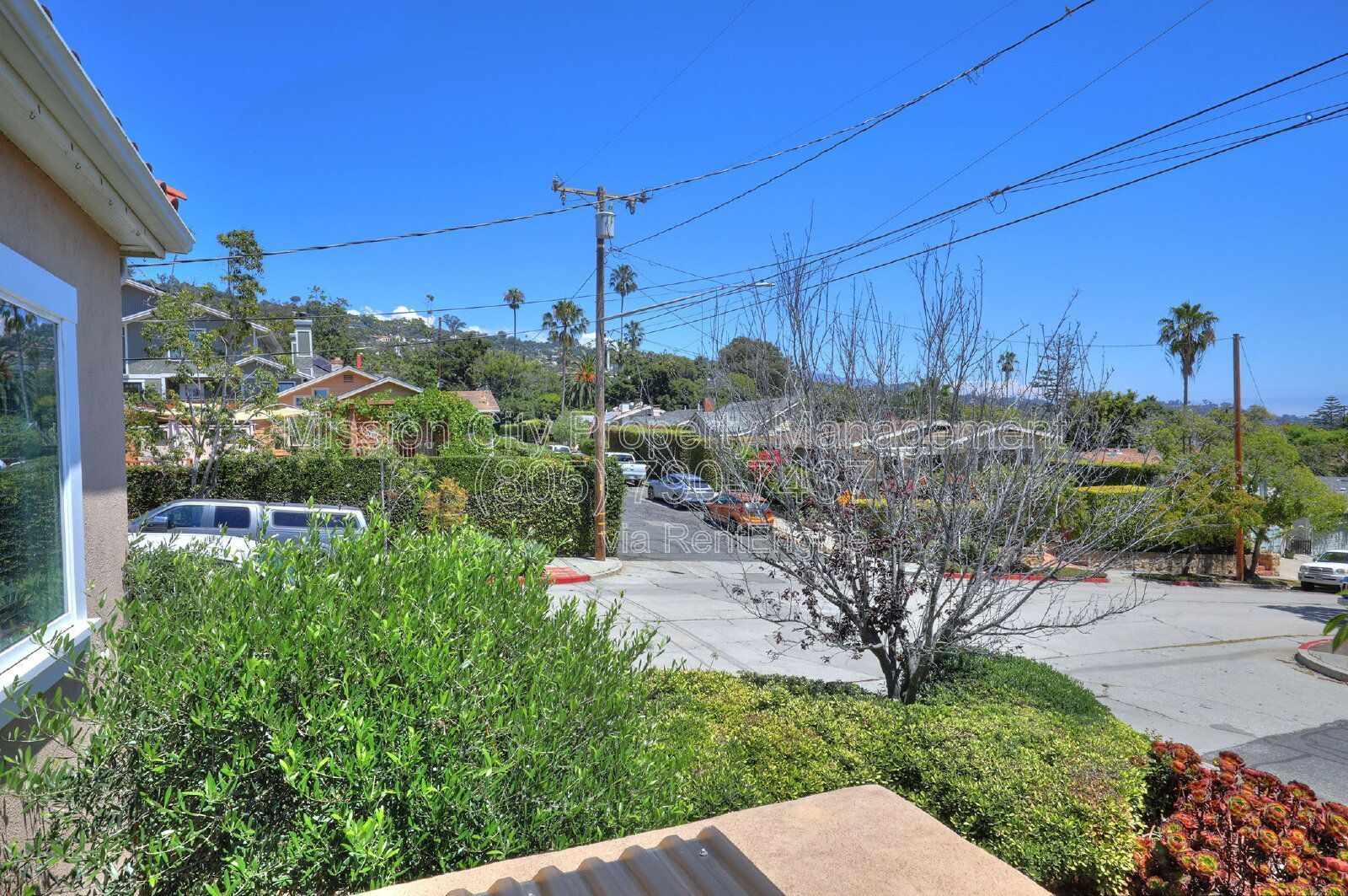 Charming 3BD/2BA Near Downtown with Fireplace & Private Yard property image