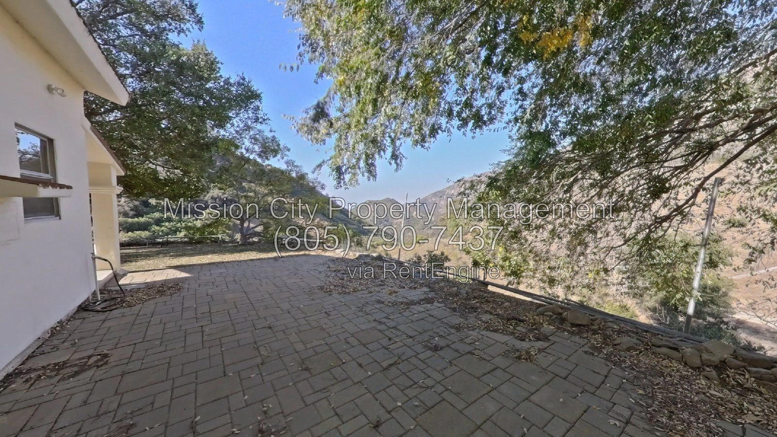Toro Canyon's Serene Escape: Embrace Pet-Friendly + AC w/ Living with Optional Garages! property image