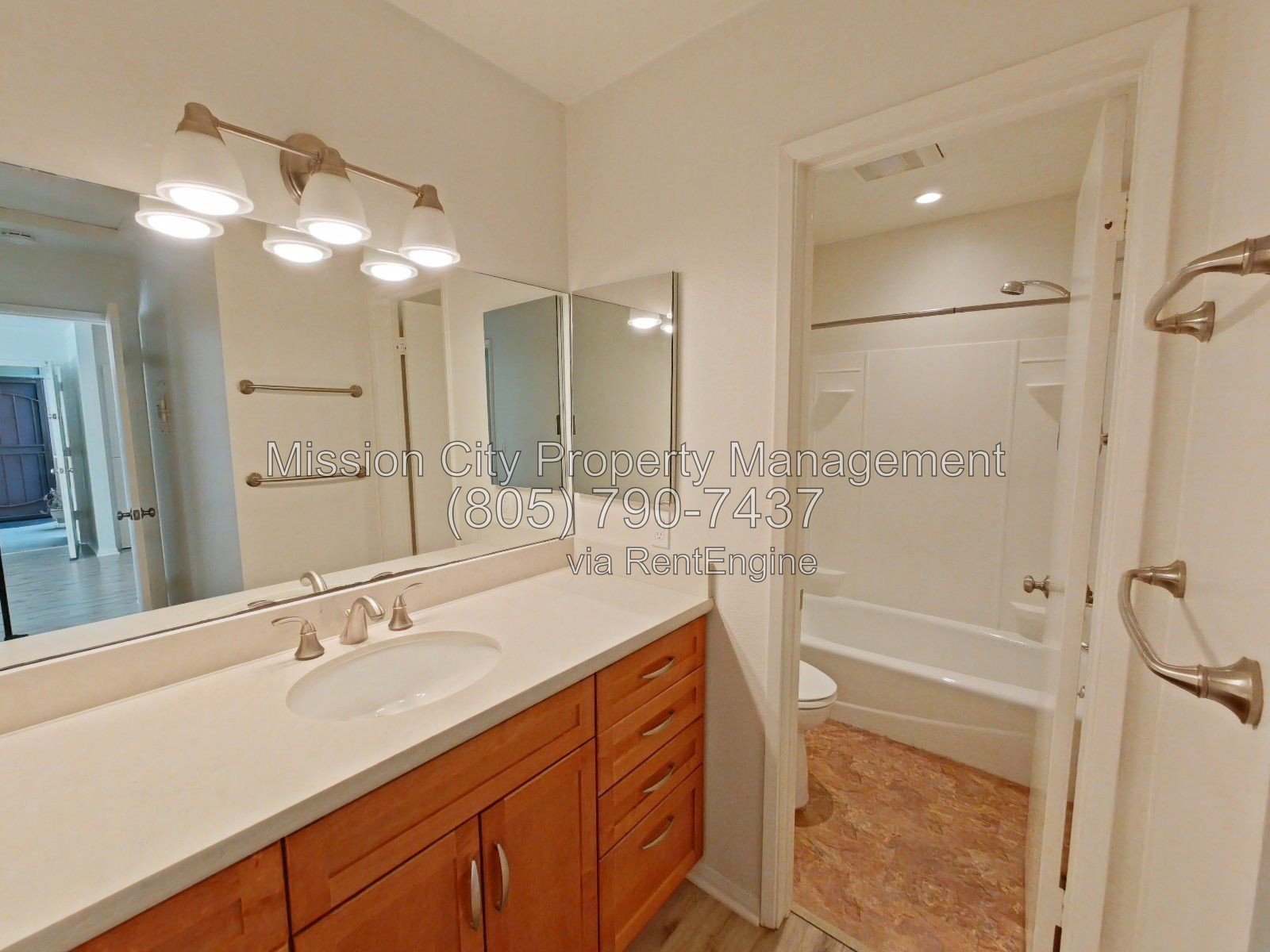 Bright and Comfortable 1 Bed./ 1 Bath Upstairs Goleta Condo property image
