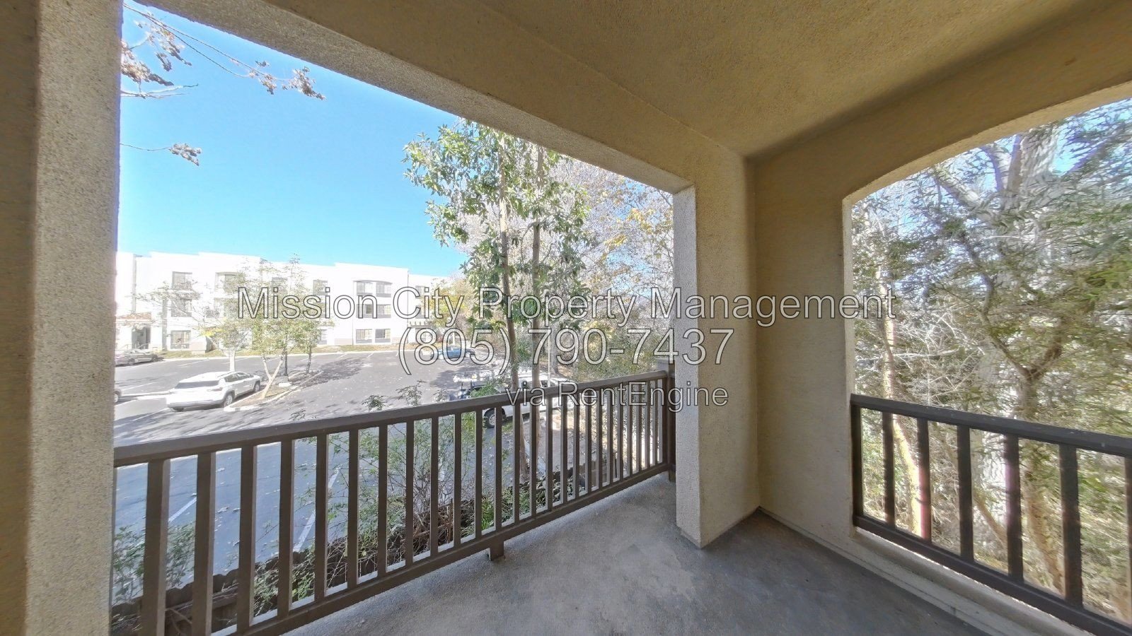 Spacious 3-Bedroom Townhome with Fireplace and 2-Car Garage – Don’t Miss Out! property image
