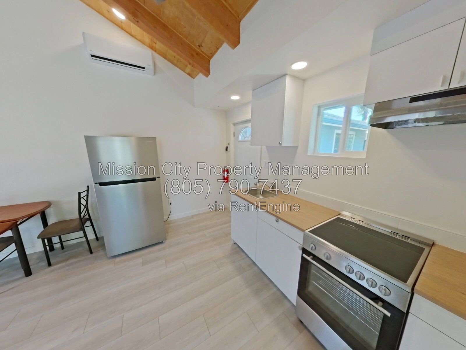 Newly Built Studio ADU – Vaulted Ceilings, Private Patio property image