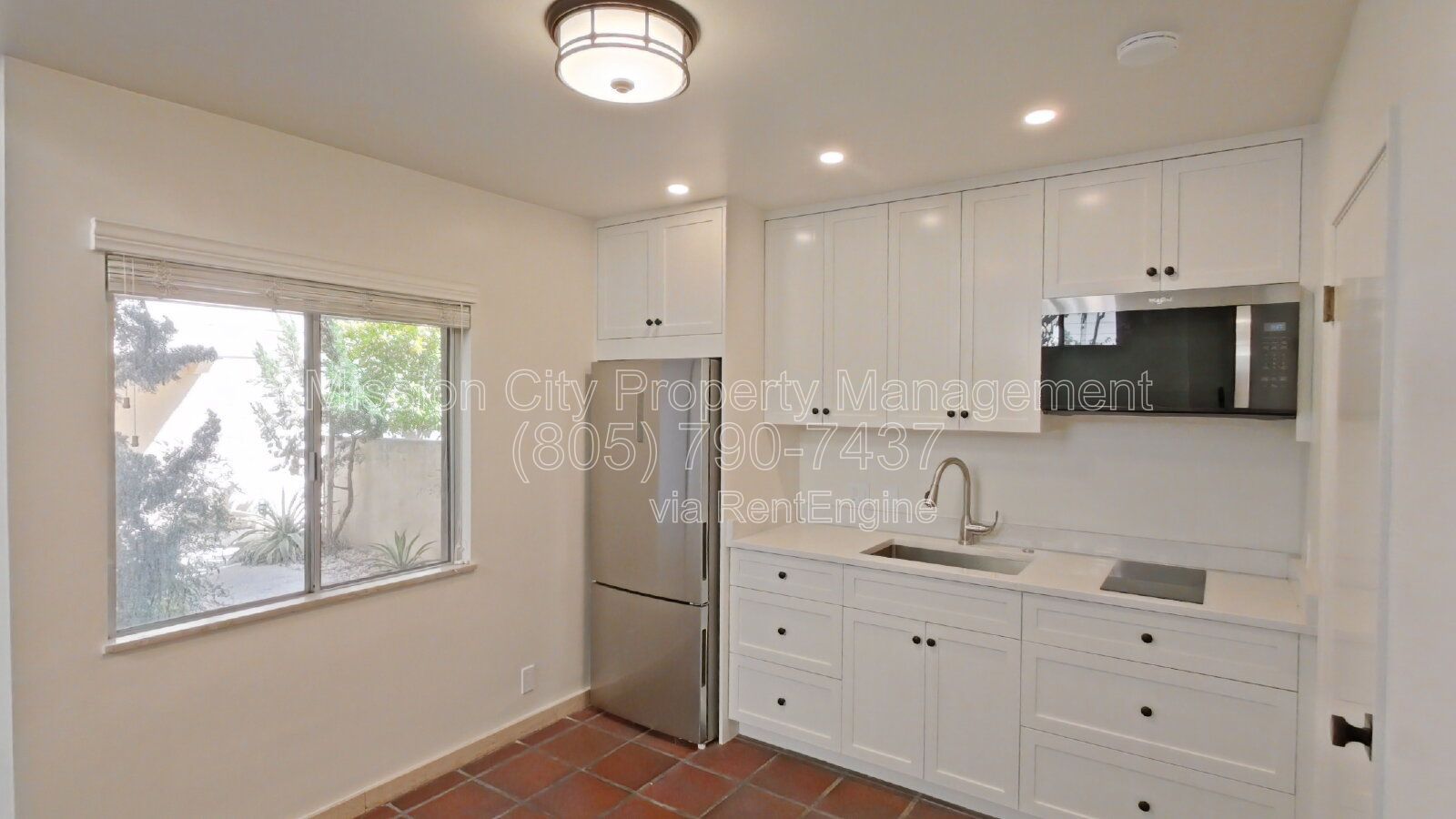 Airy 1BR Loft in Santa Barbara | Parking + On-Site Laundry Included property image
