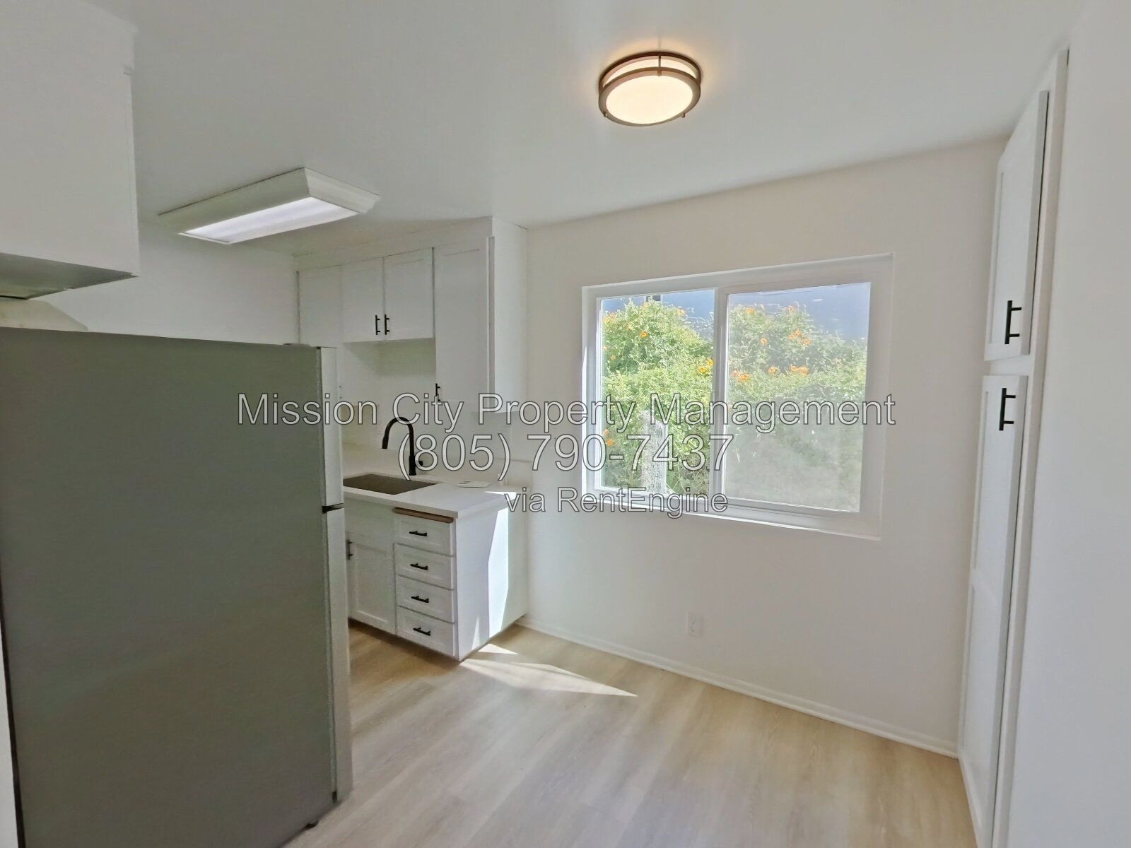 Fully Remodeled 1BD/1BA Three Blocks from State Street | AC, Parking & Storage property image