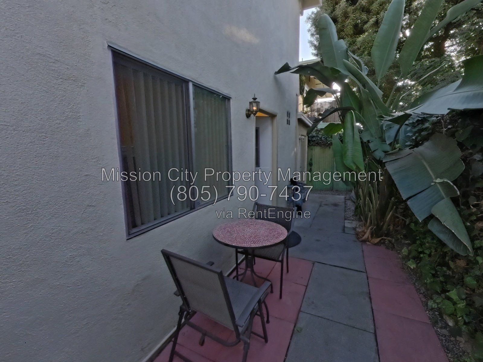 Downtown Studio with Kitchenette + AC! property image